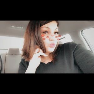 Meet your Posher, Charisma